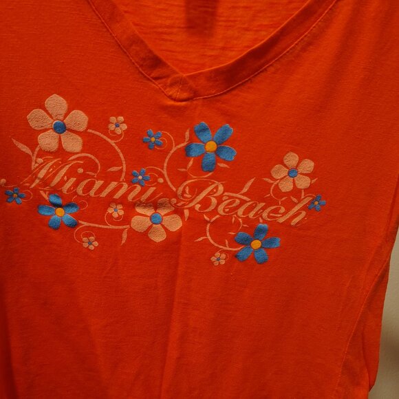 Miami Beach Women's Pink V-Neck Short Sleeve T-Shirt Size Large Cotton Polyester - Picture 4 of 11